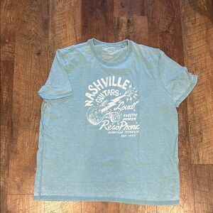 MENS VINTAGE NASHVILLE GUITARS LUCKY BRAND